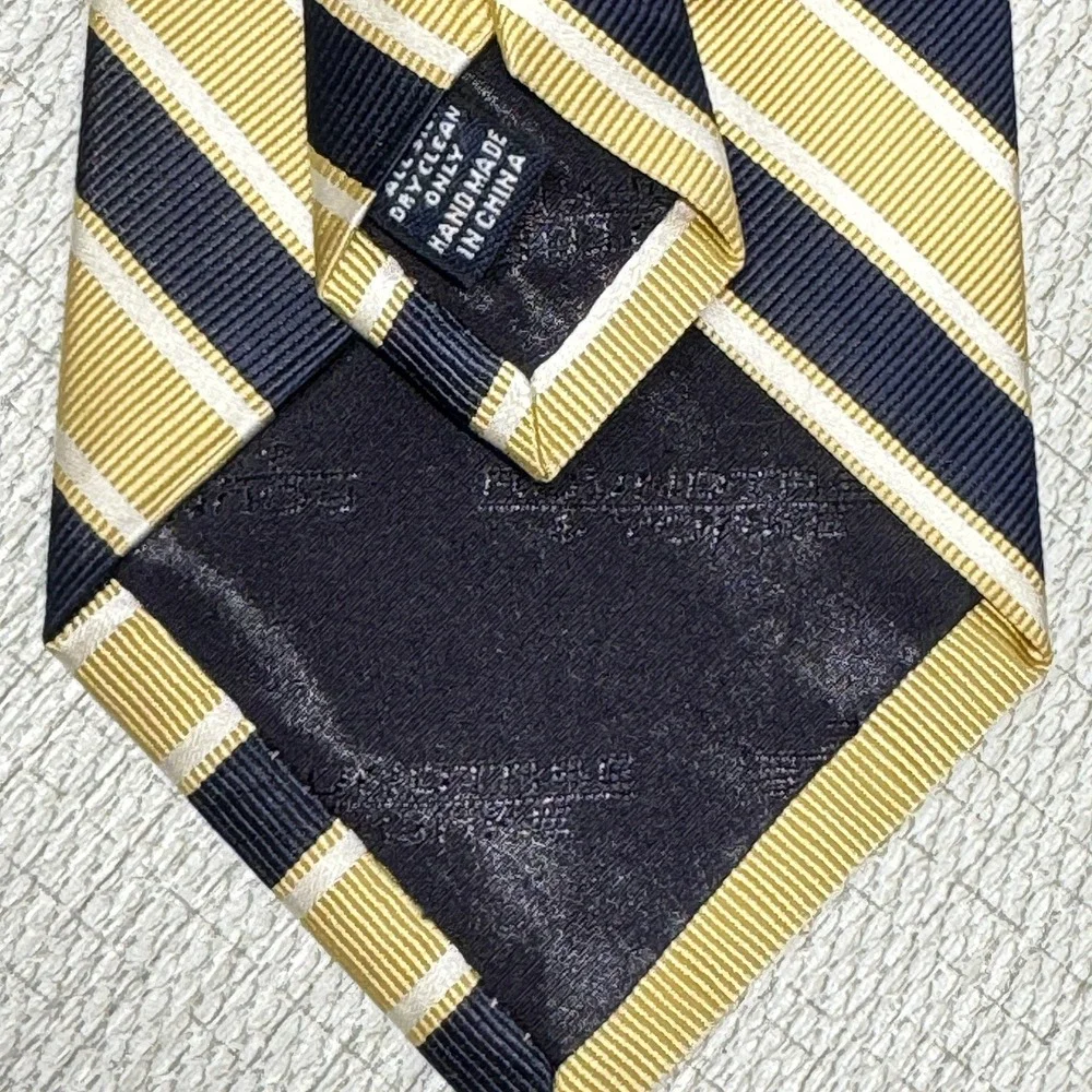 Roundtree & Yorke Silk‎ Tie Mens OS Gold Navy Blue Striped Classic Preppy Formal